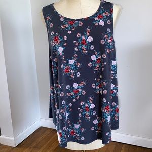 Torrid 1X sleeveless floral top